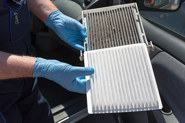 What Happens If You Don’t Change Your Cabin Air Filter? | Hagin’s Automotive